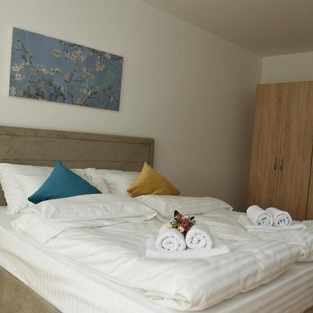 Suncokret Apartmani Loznica Esterno foto
