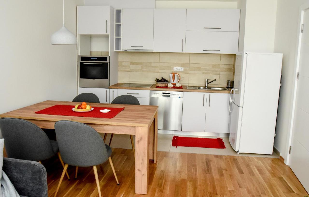 Suncokret Apartmani Loznica Esterno foto