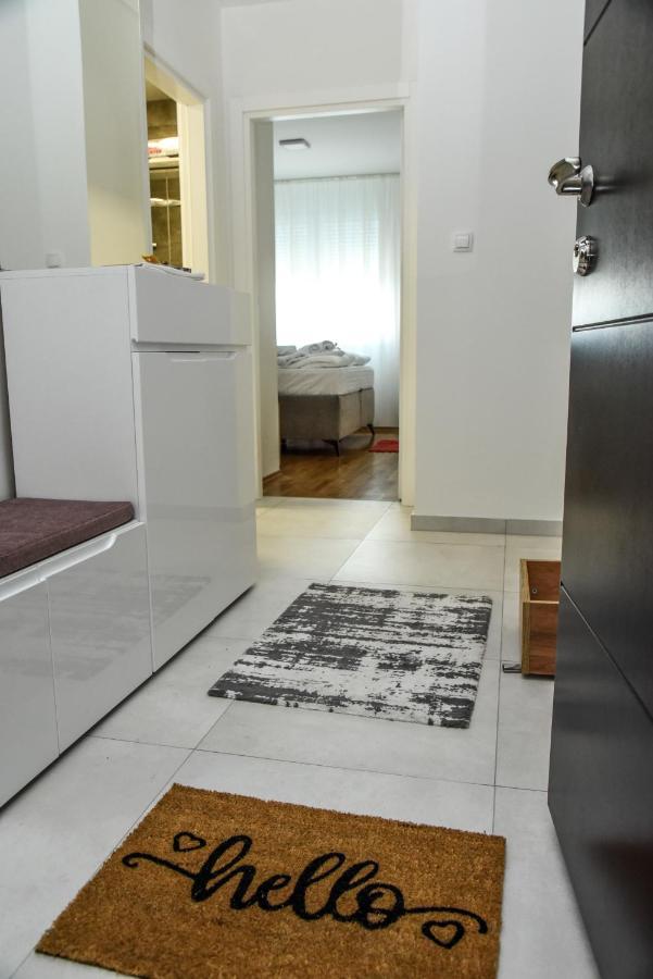 Suncokret Apartmani Loznica Esterno foto