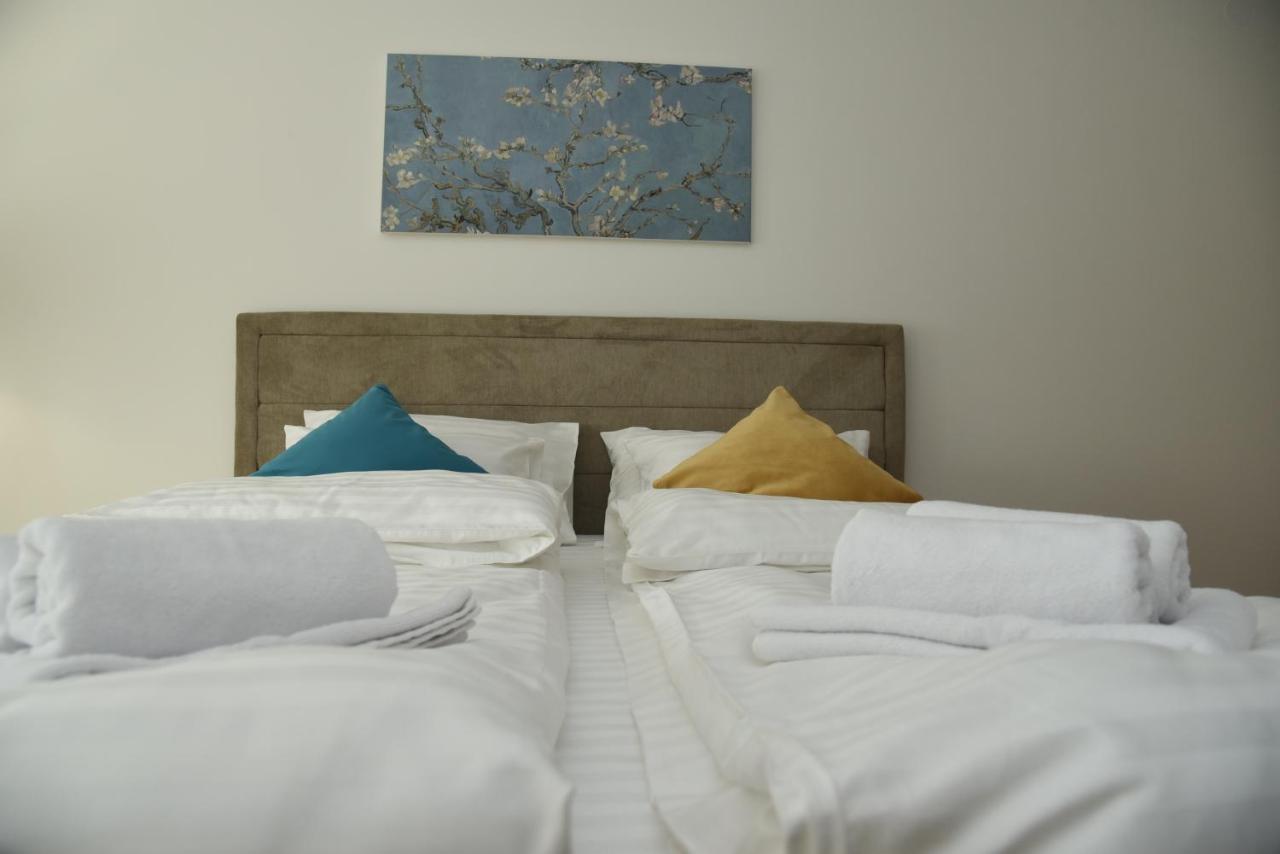 Suncokret Apartmani Loznica Esterno foto