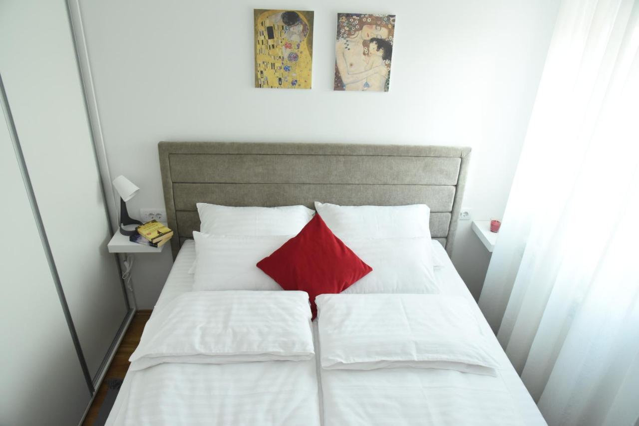 Suncokret Apartmani Loznica Esterno foto