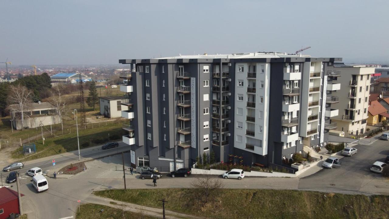 Suncokret Apartmani Loznica Esterno foto