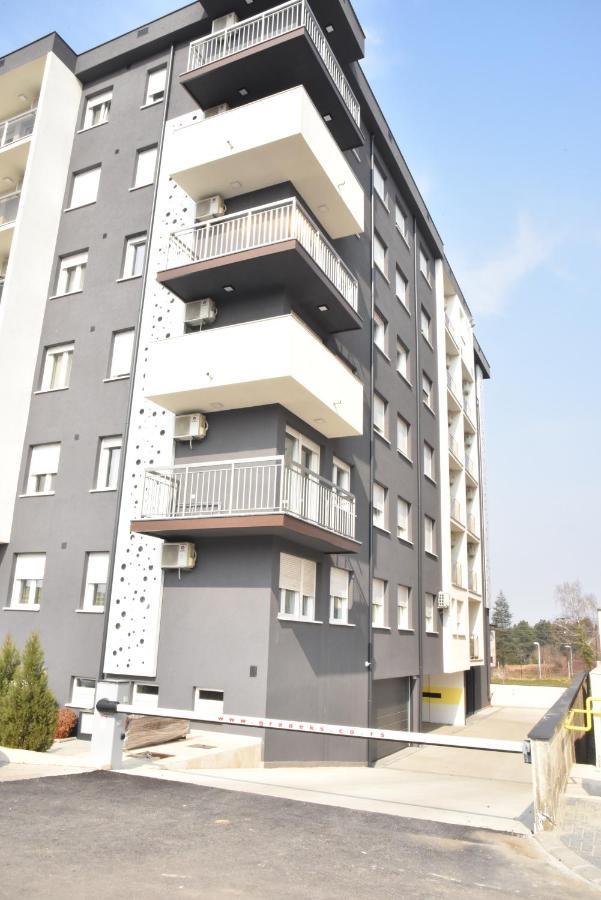 Suncokret Apartmani Loznica Esterno foto
